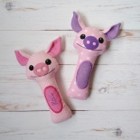 Egyedi nevesített malackás babacsörgők